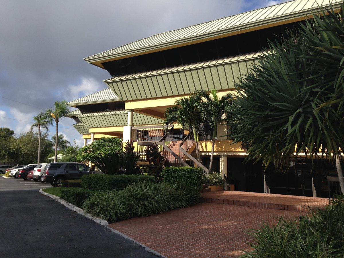 Grove Centre, 21301 Powerline Rd, Boca Raton